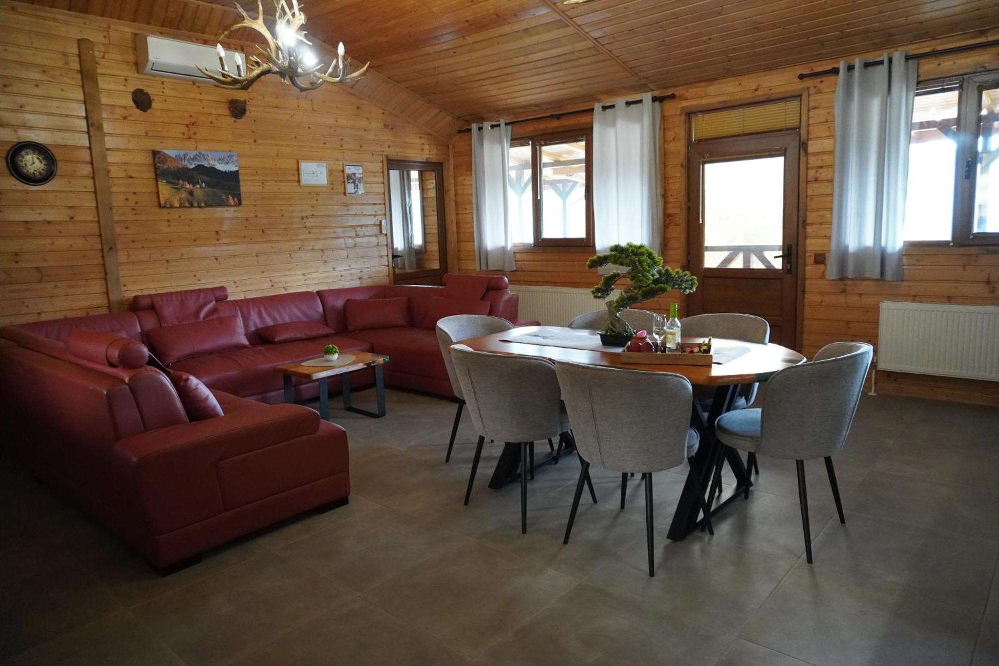 Planinski Polah House Holiday home Devin